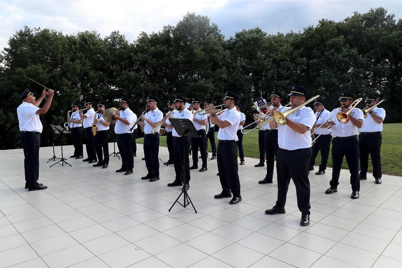 Kent Orkestrası Yenikent Park’ta kulakların pasını sildi
