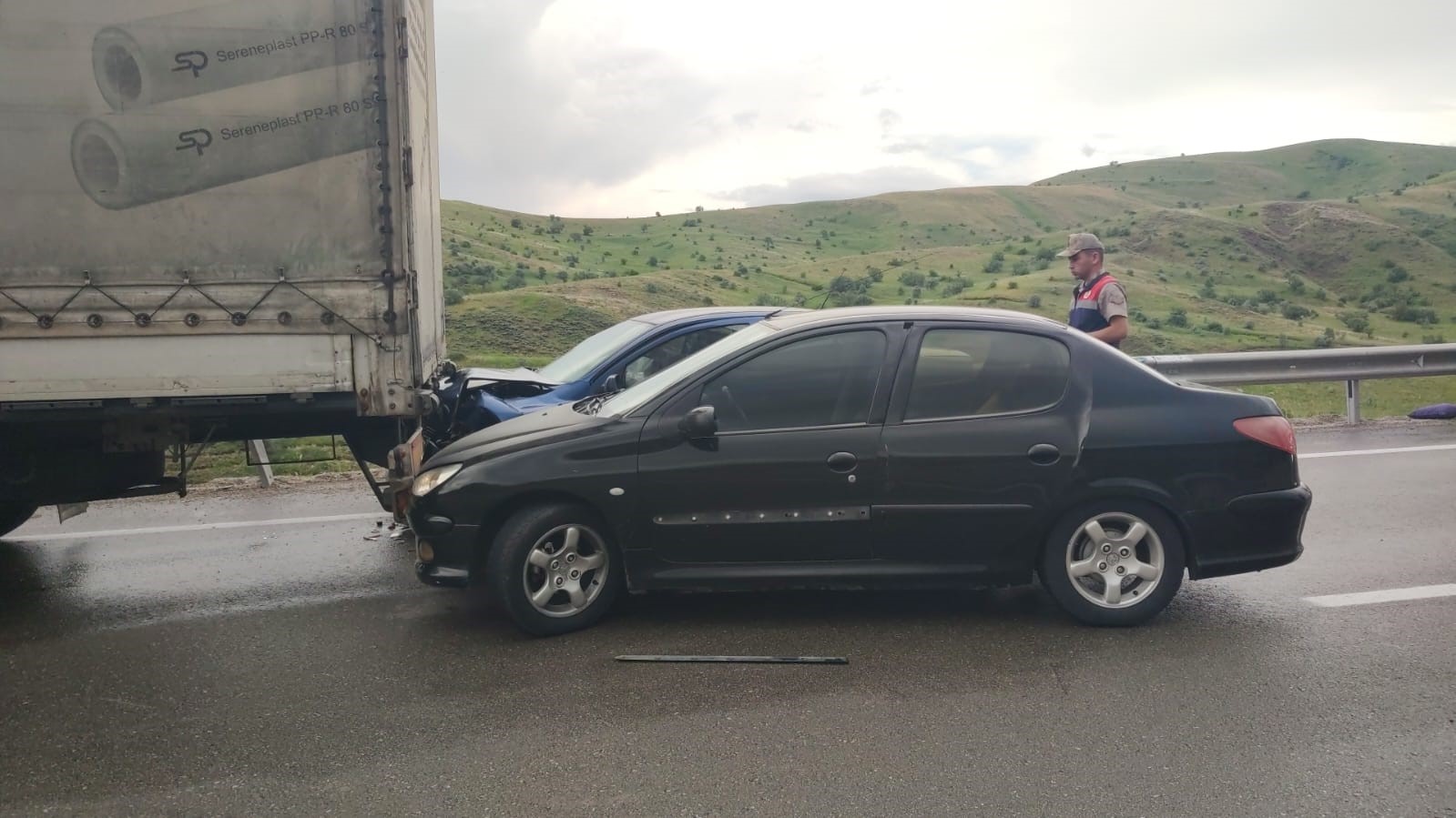 Erzurum’da zincirleme trafik kazası: 8 yaralı
