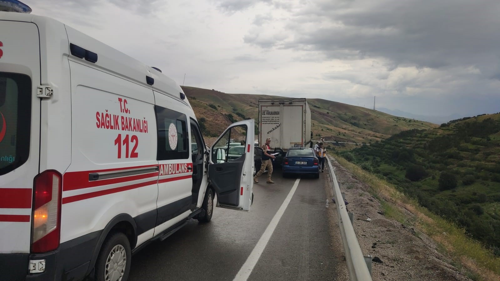 Erzurum’da zincirleme trafik kazası: 8 yaralı
