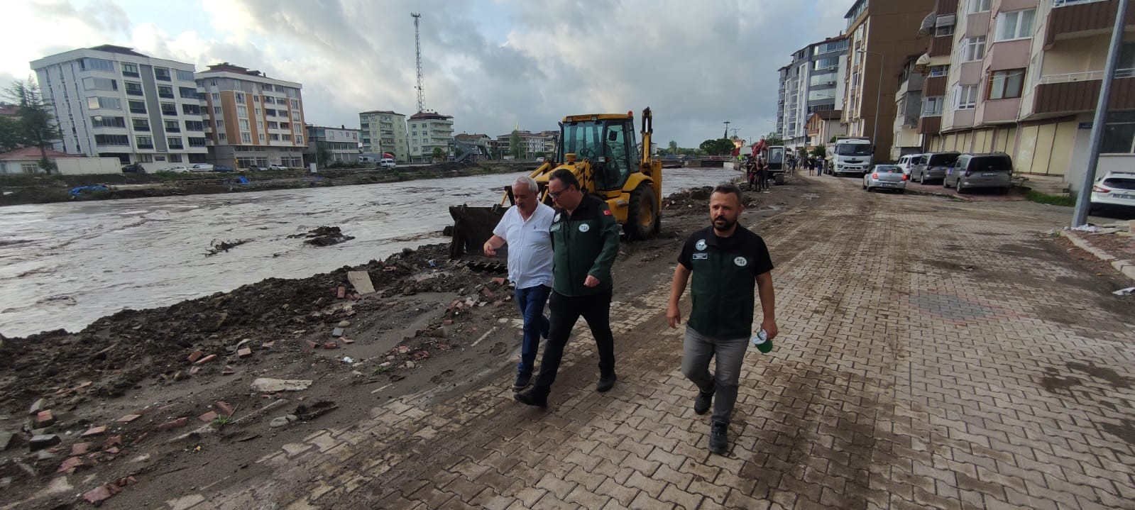 Terme Çayı’nın debisi 805 m3 saniyeyi gördü
