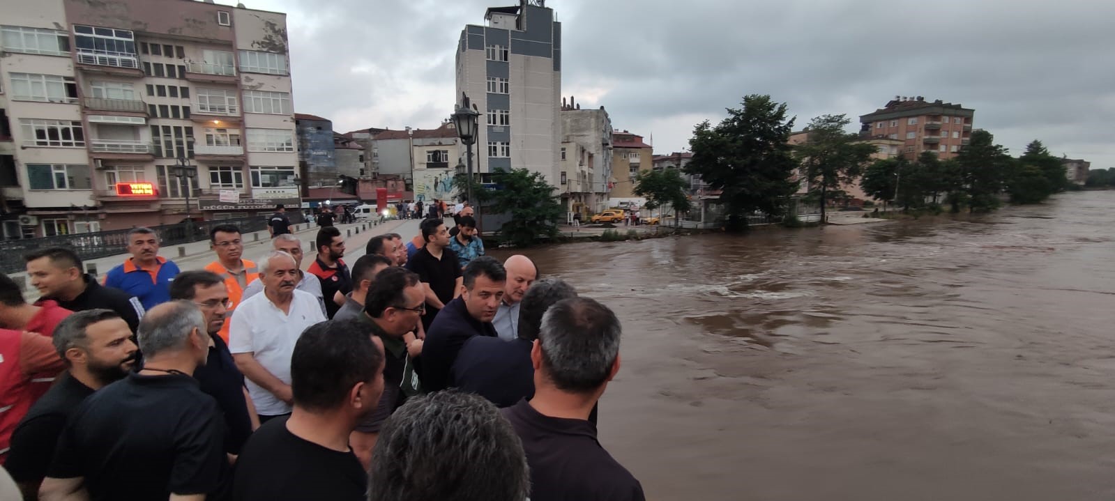 Terme Çayı’nın debisi 805 m3 saniyeyi gördü
