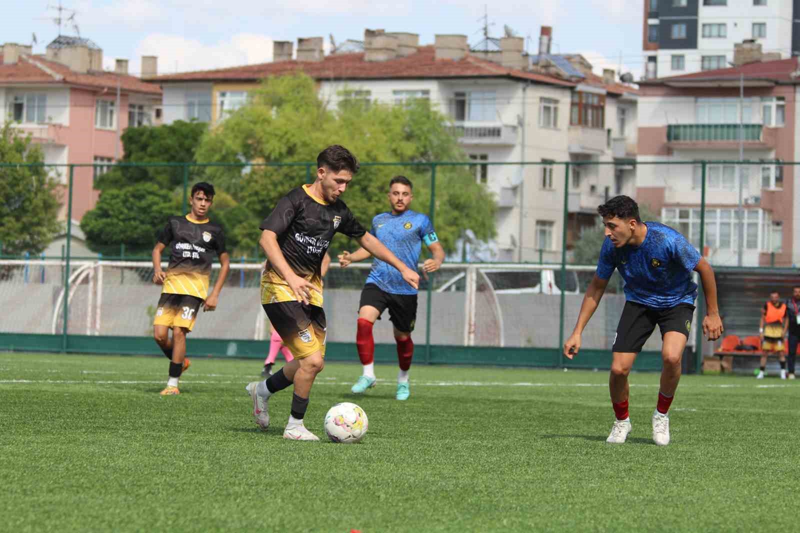 Kayseri 2. Amatör Küme Play-Off Final: Kayseri Ömürspor: 2 - Yavru Aslanspor: 0
