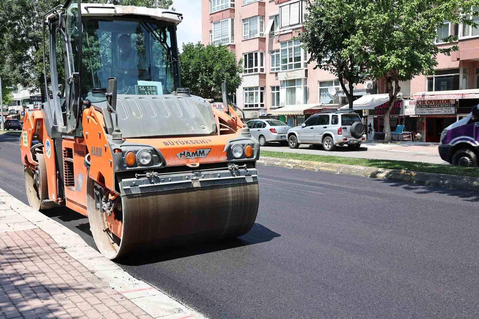 Şehrin en yoğun caddelerinden biri olan Sedat Kirtetepe yenilendi
