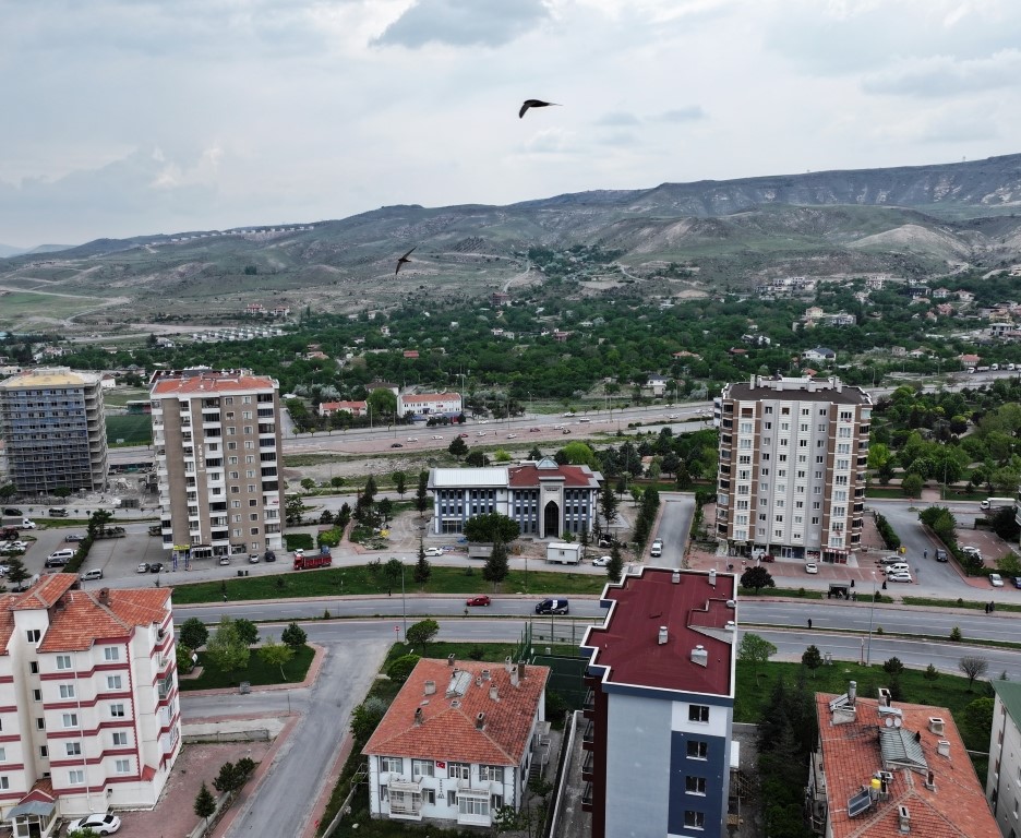 Başkan Çolakbayrakdar: “Şehrimize her yaş grubunu cezbedecek, yeni bir kütüphane kazandırıyoruz”
