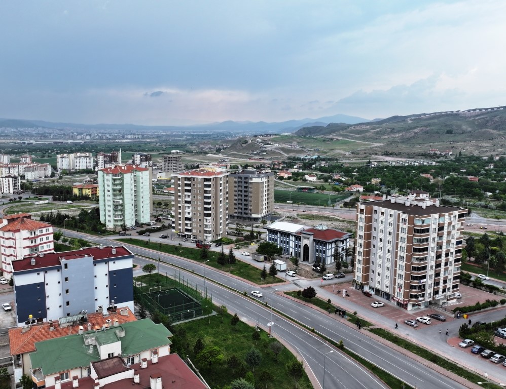 Başkan Çolakbayrakdar: “Şehrimize her yaş grubunu cezbedecek, yeni bir kütüphane kazandırıyoruz”
