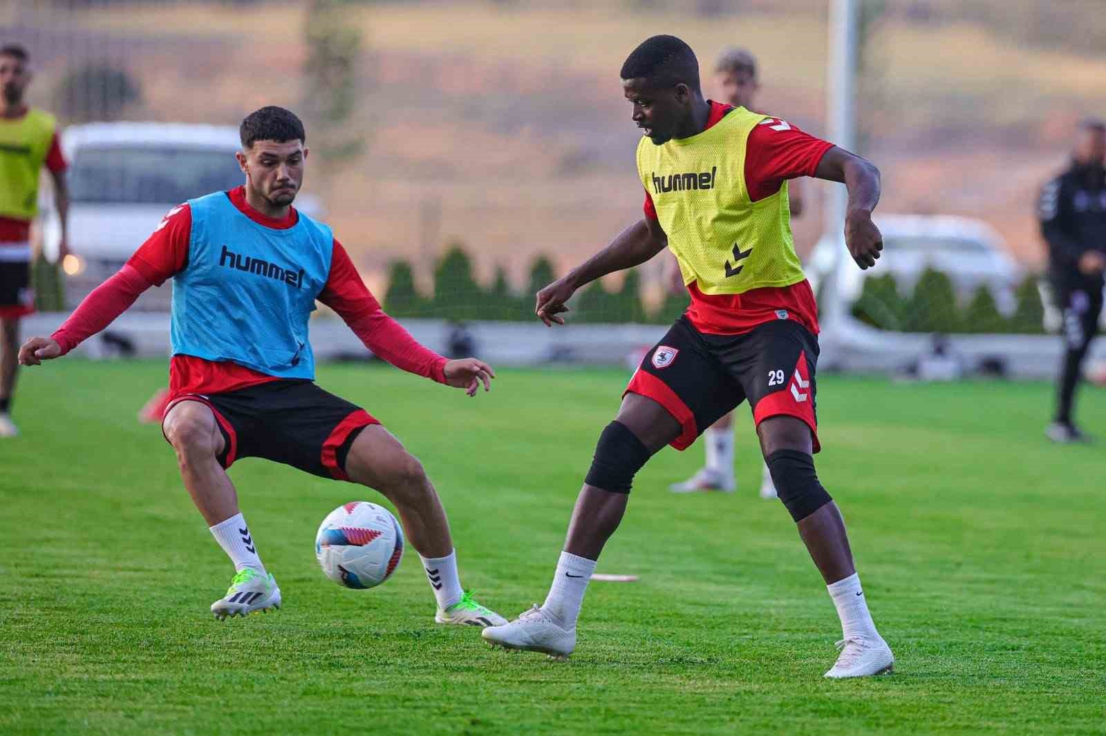 Erciyes Yüksek İrtifa Kamp Merkezi, futbol takımlarını ağırlamaya başladı
