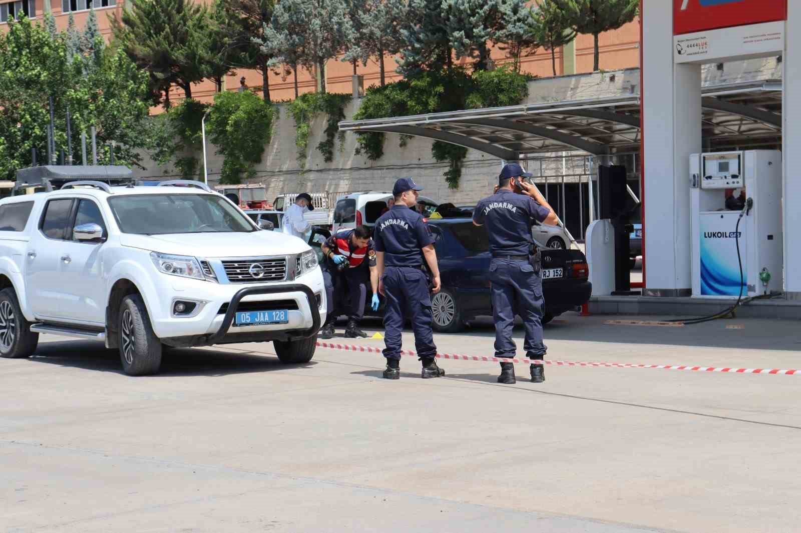 Amasya’da kayınpeder dehşeti: Damadını öldürdü, kızını yaraladı
