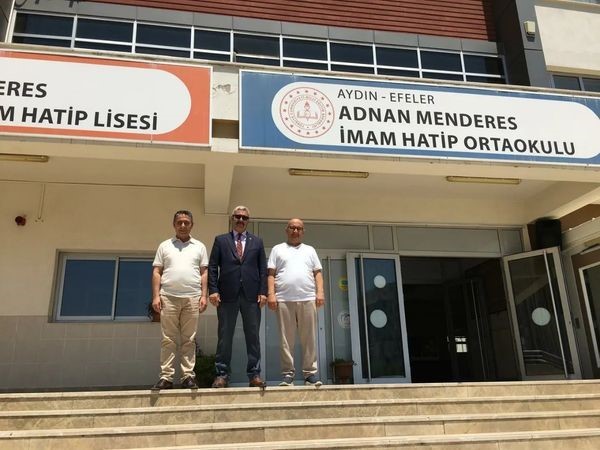 Efeler İlçe Milli Eğitim Müdürü Özcan, LGS tercih sürecini inceledi
