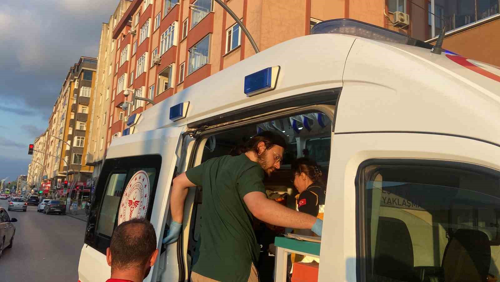 2 motosiklet kazaya karıştı, sürücüler yara almadan kurtuldu
