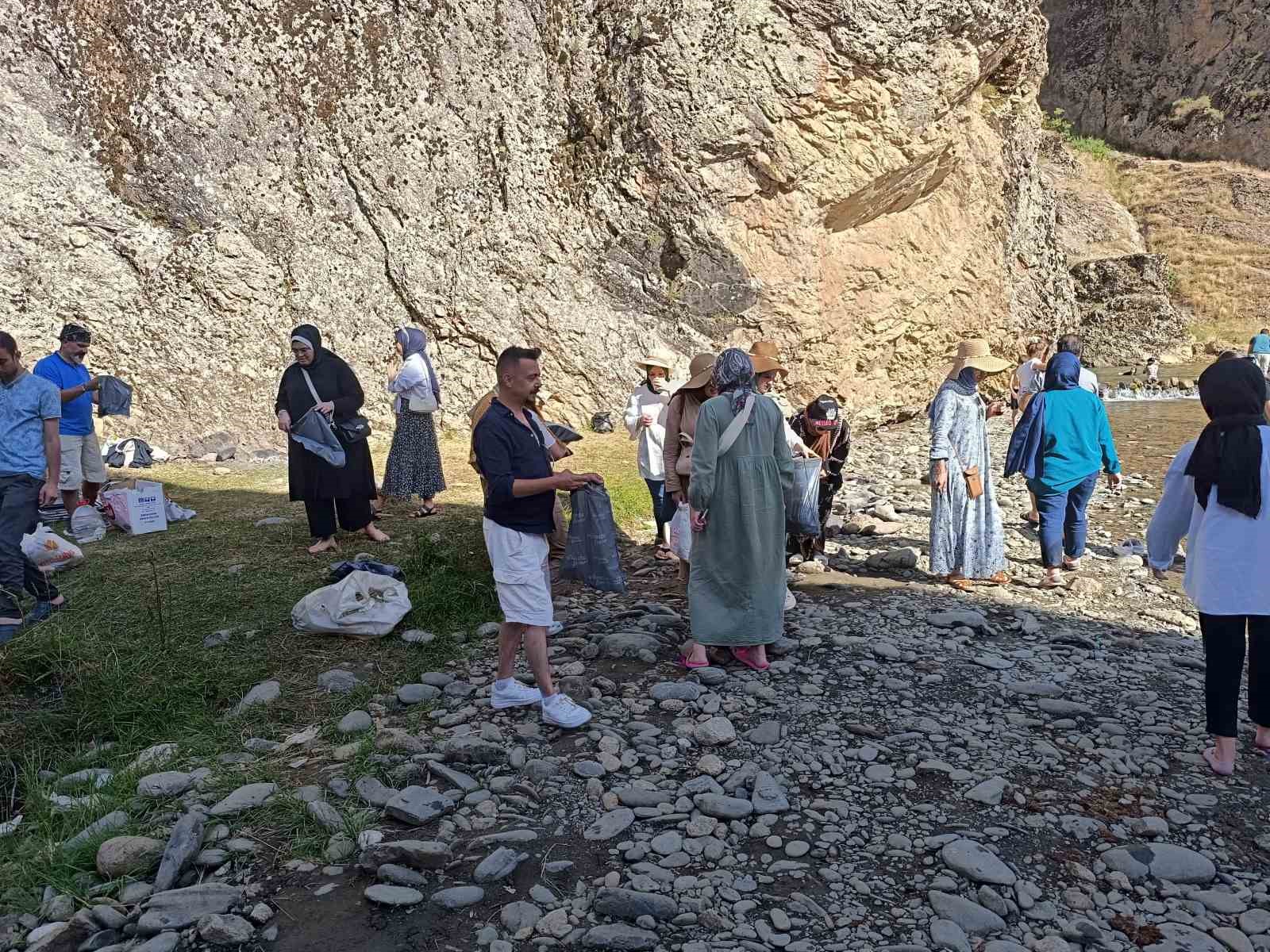 Muş’un doğa harikası doğaseverlerin yeni gözdesi oldu
