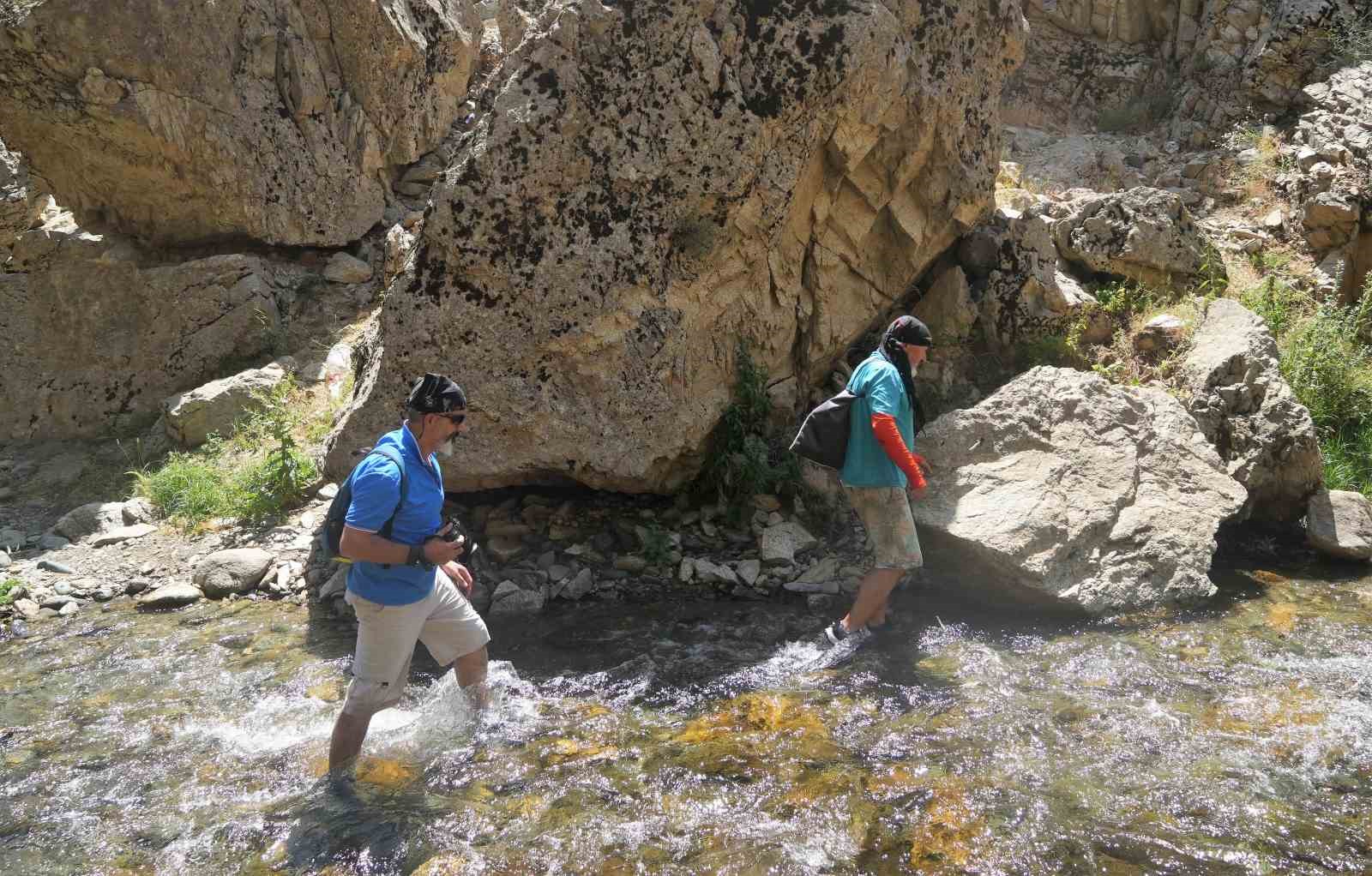 Muş’un doğa harikası doğaseverlerin yeni gözdesi oldu
