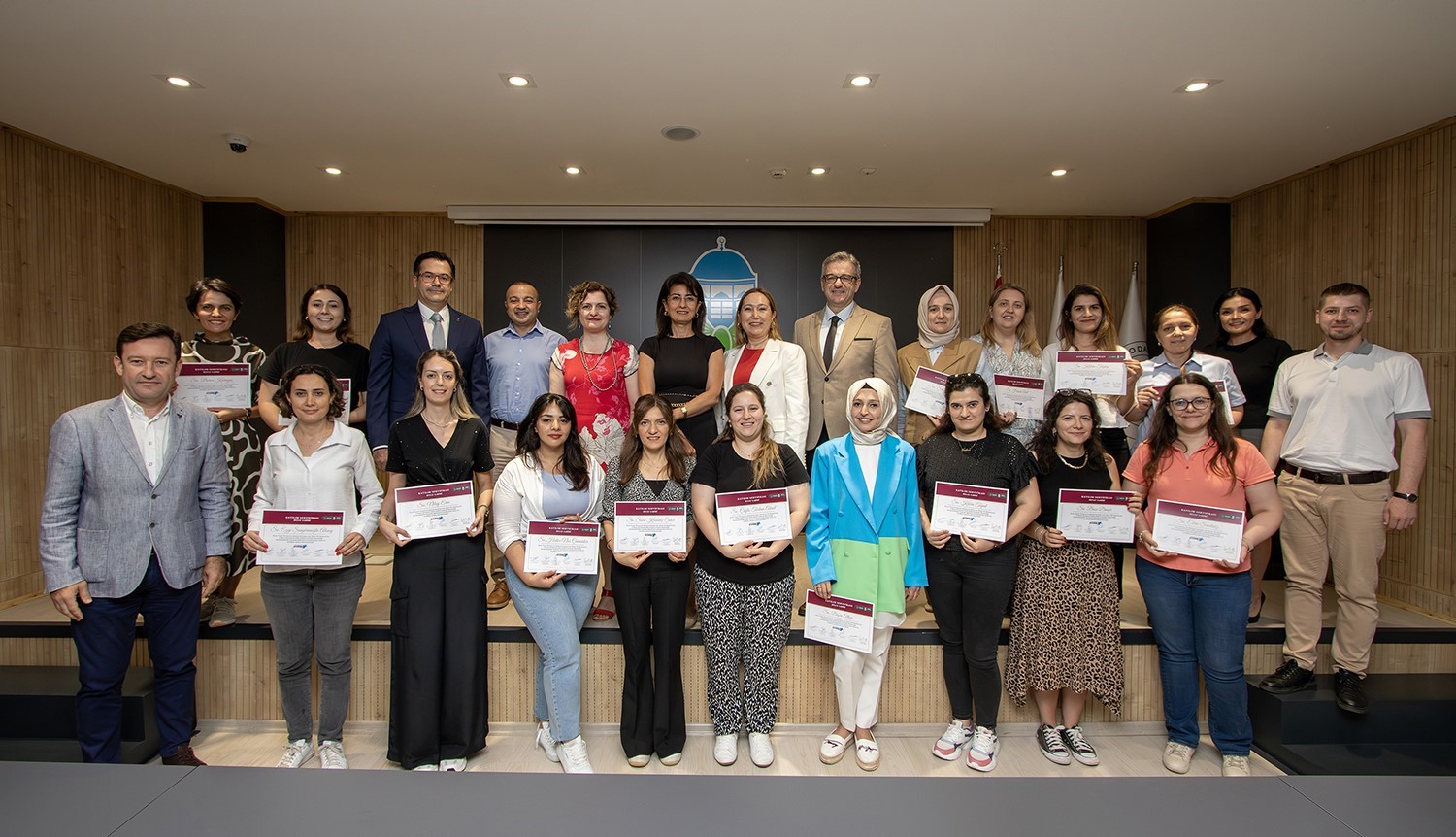 Sürdürülebilirlik uzmanları sertifikalarını aldı
