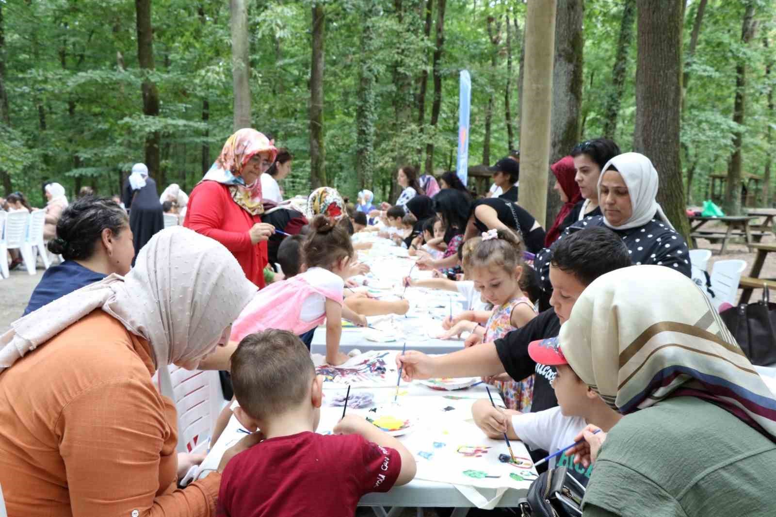 Aileler doğayla iç içe vakit geçirdi
