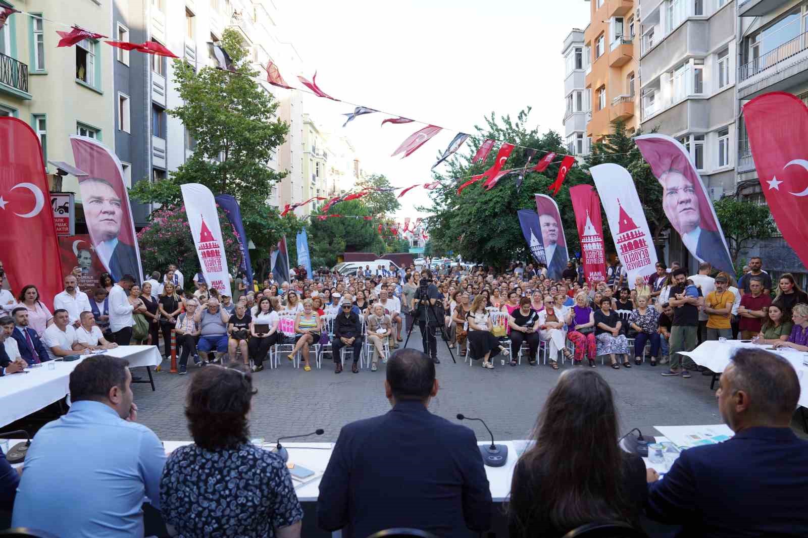 Beyoğlu’nun geleceği düzenlenen ‘mahalle buluşmaları’ ile inşa edilecek
