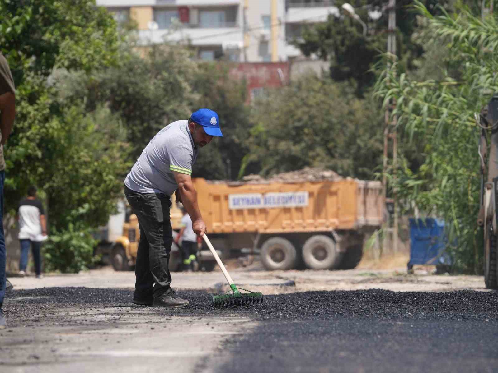 Başkan Tekin, asfalt çalışmalarını yerinde denetledi
