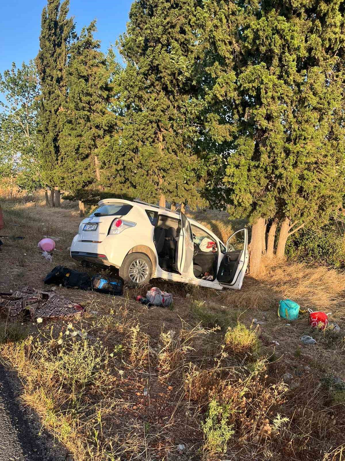 Trafik kazasında hayatını kaybeden Kıbrıs gazisi toprağa verildi
