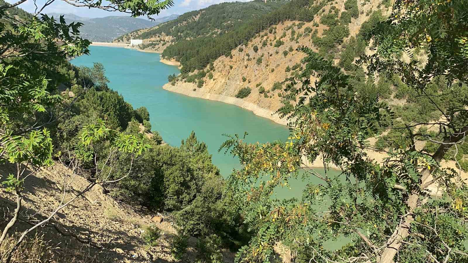 Isparta’da baraja giren 14 yaşındaki çocuk boğulmaktan son anda kurtarıldı
