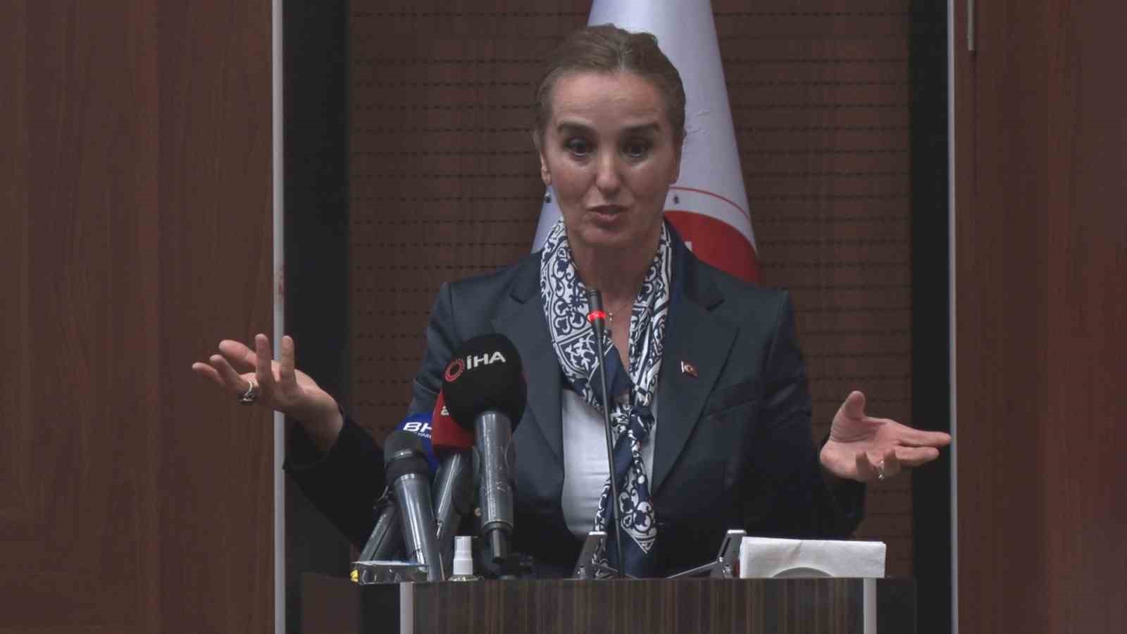 Acılı anne Keçiören Belediye Başkanı Özarslan’dan yardım istedi
