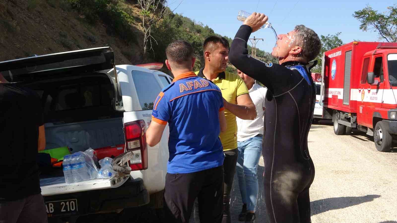 Barajda boğulmaktan son anda kurtarılan çocuk hastanede hayatını kaybetti
