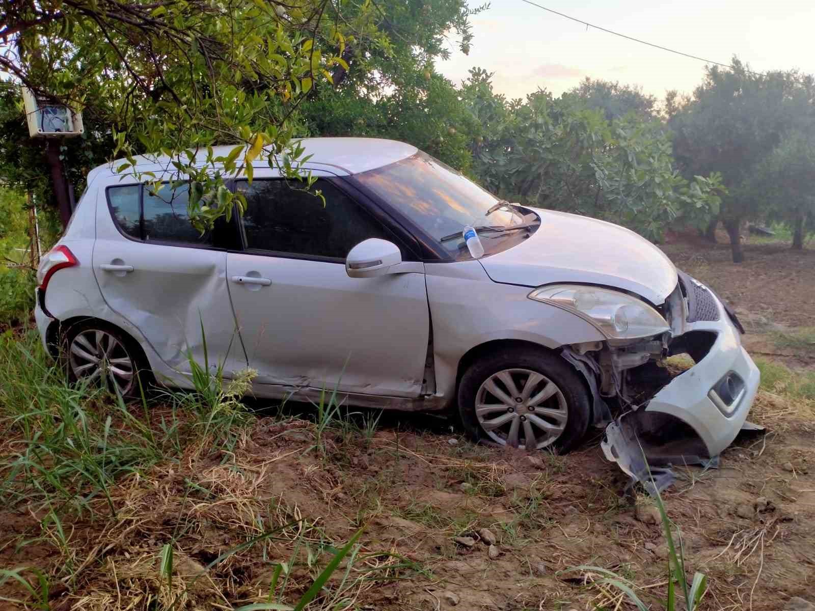 Aydın’da otomobil tarlaya uçtu: 2 yaralı
