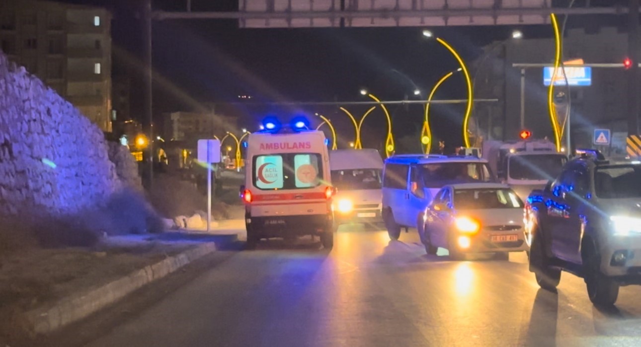 Yüksekova’da trafik kazası: 4 yaralı
