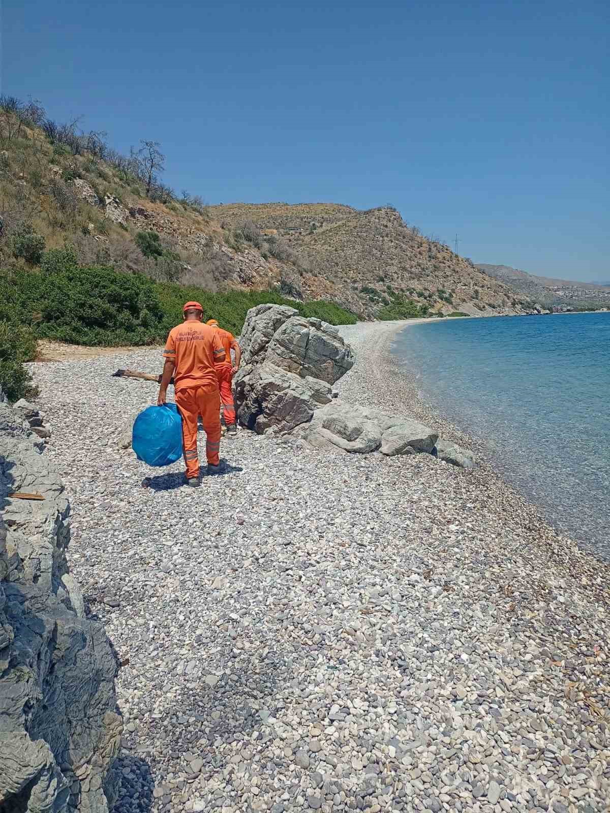 Milas Belediyesi ekipleri temizlik çalışmalarına devam ediyor
