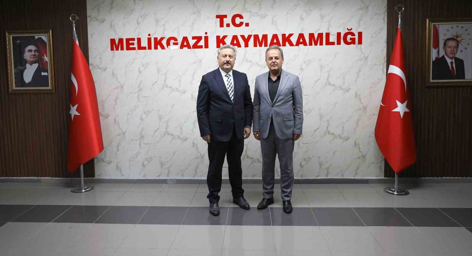 Başkan Palancıoğlu’ndan Melikgazi Kaymakamı Karacan’a ziyaret
