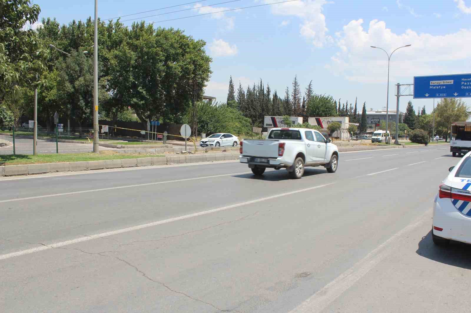 Kontrolsüz şekilde yola fırlayan yaşlı adam hayatını kaybetti
