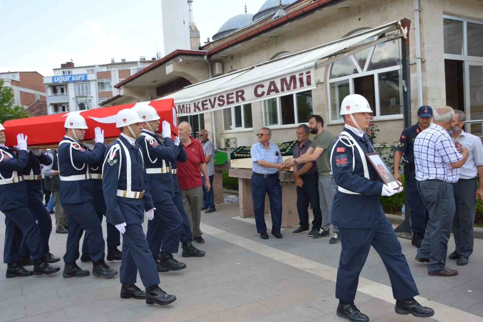 Kıbrıs gazisine son görev
