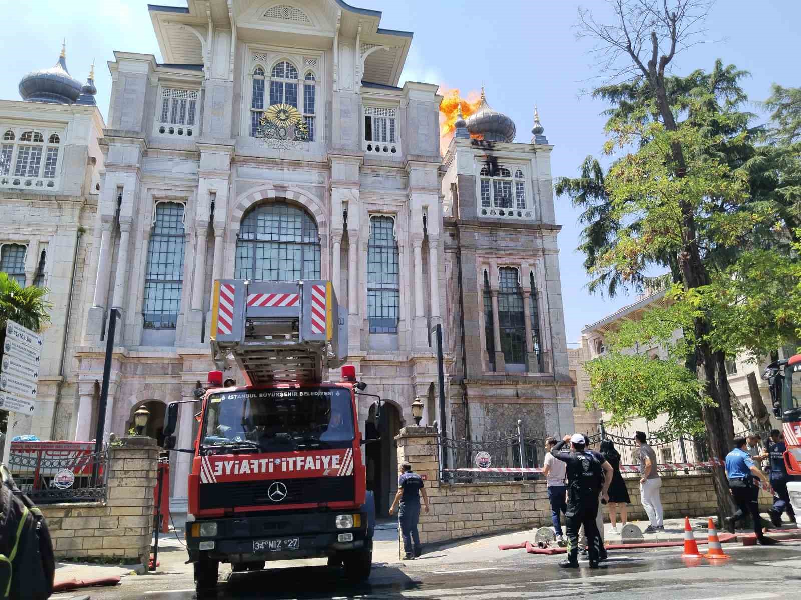 Sağlık Bilimleri Üniversitesi’nden yangınla ilgili açıklama
