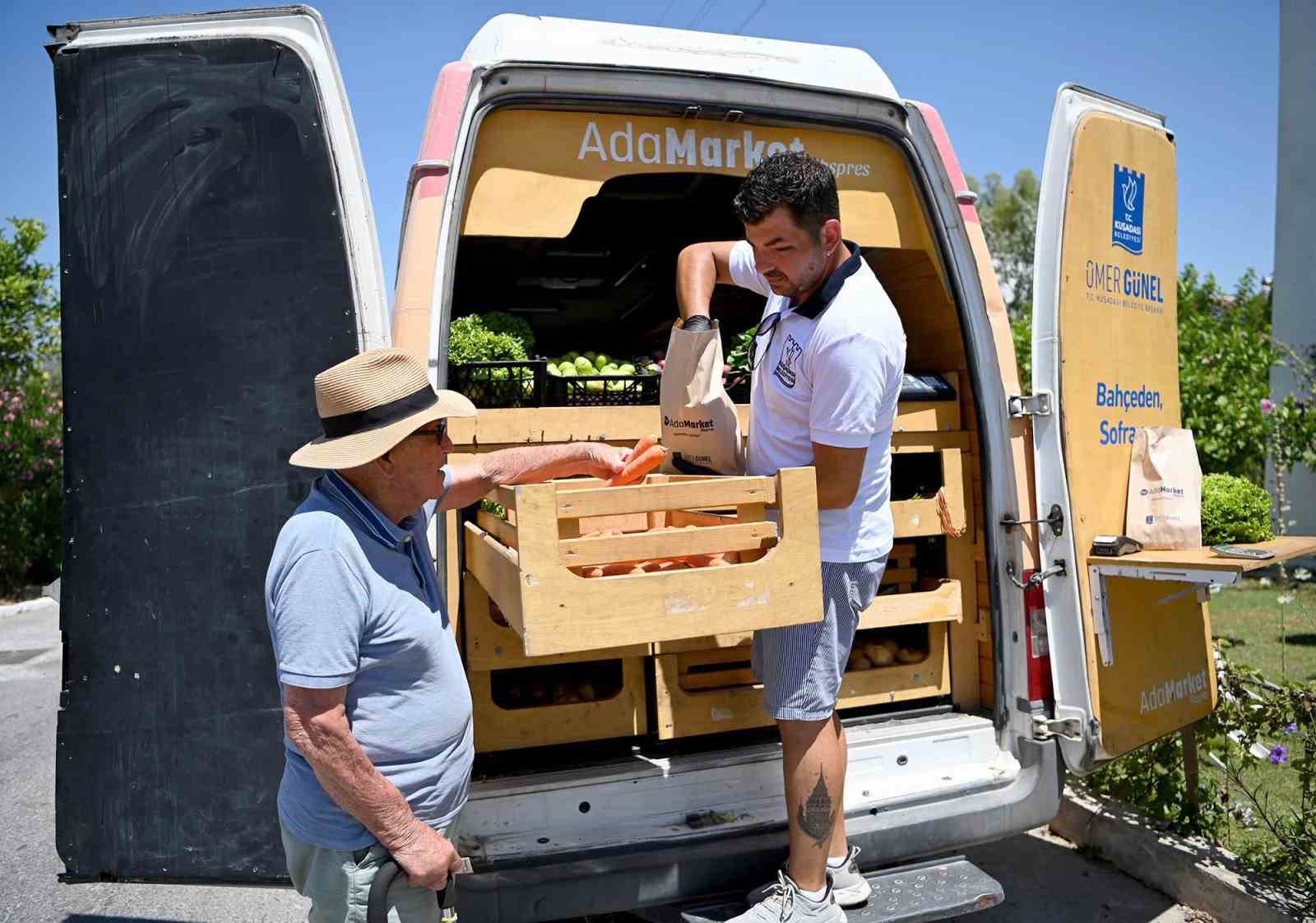 Adabahçe’nin sağlıklı yaz ürünleri sofralara kolayca ulaşıyor
