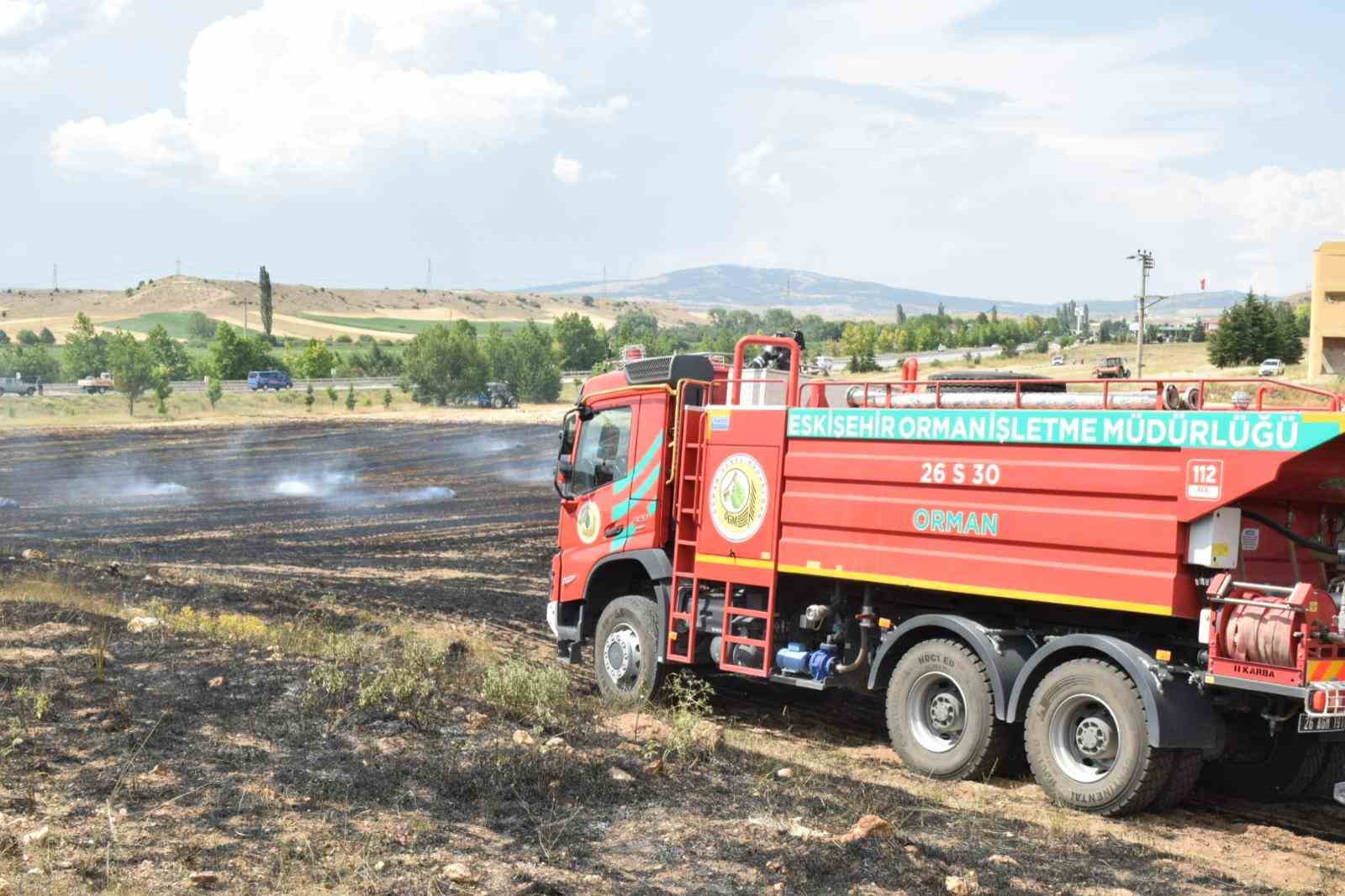 Ağaçlandırma sahasındaki yangın büyümeden söndürüldü
