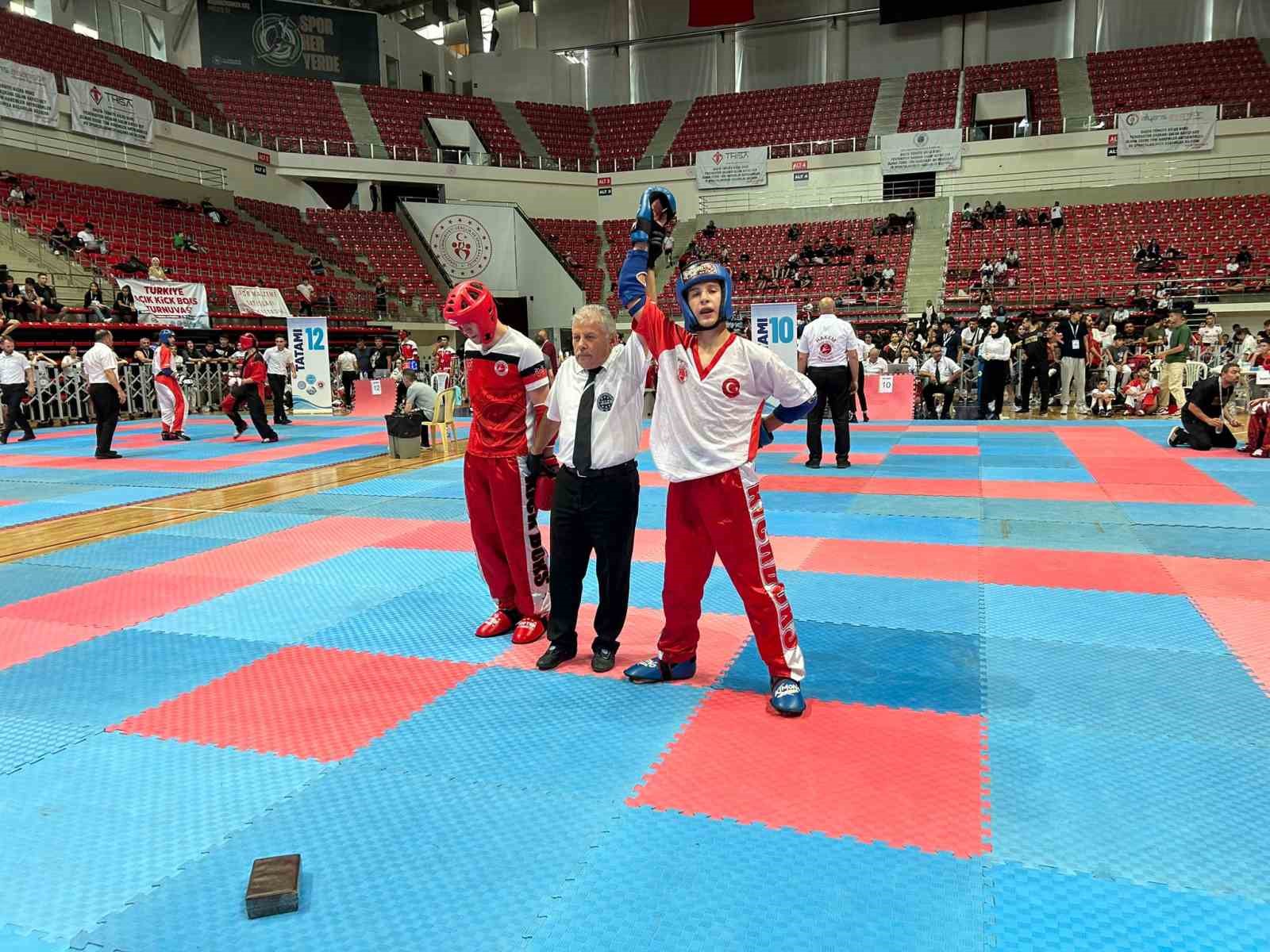 İlkadımlı sporcular, Konya’dan 18 madalyayla döndü
