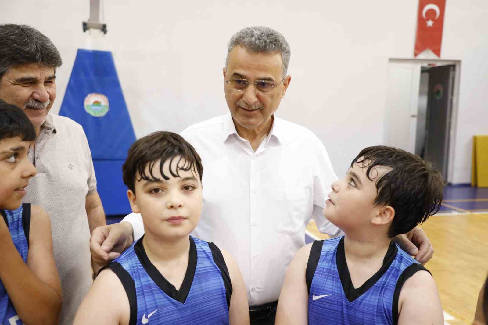 İlkadımlı sporcular, Konya’dan 18 madalyayla döndü
