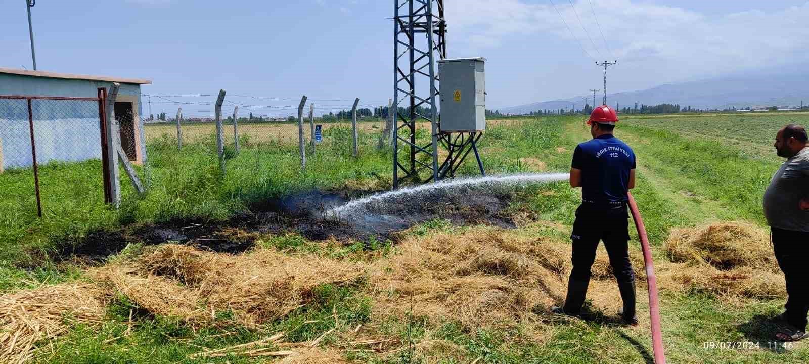 Iğdır’da trafodan çıkan kıvılcım yangına neden oldu
