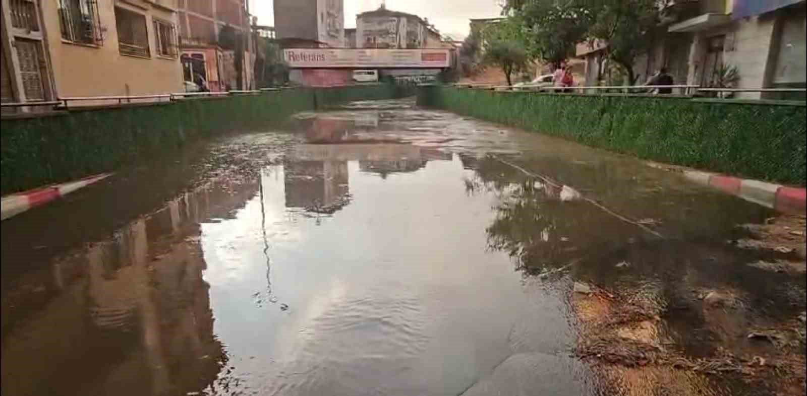 Aydın’da dolu ve sağanak etkili oldu
