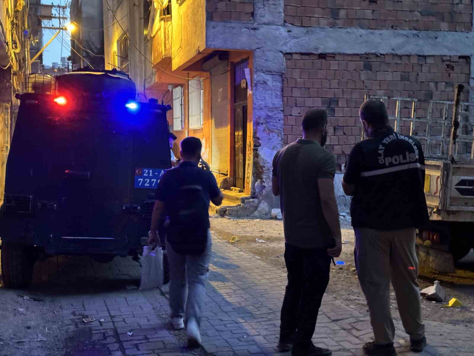 Diyarbakır’da iki grup arasında silahlı kavga: 2 yaralı
