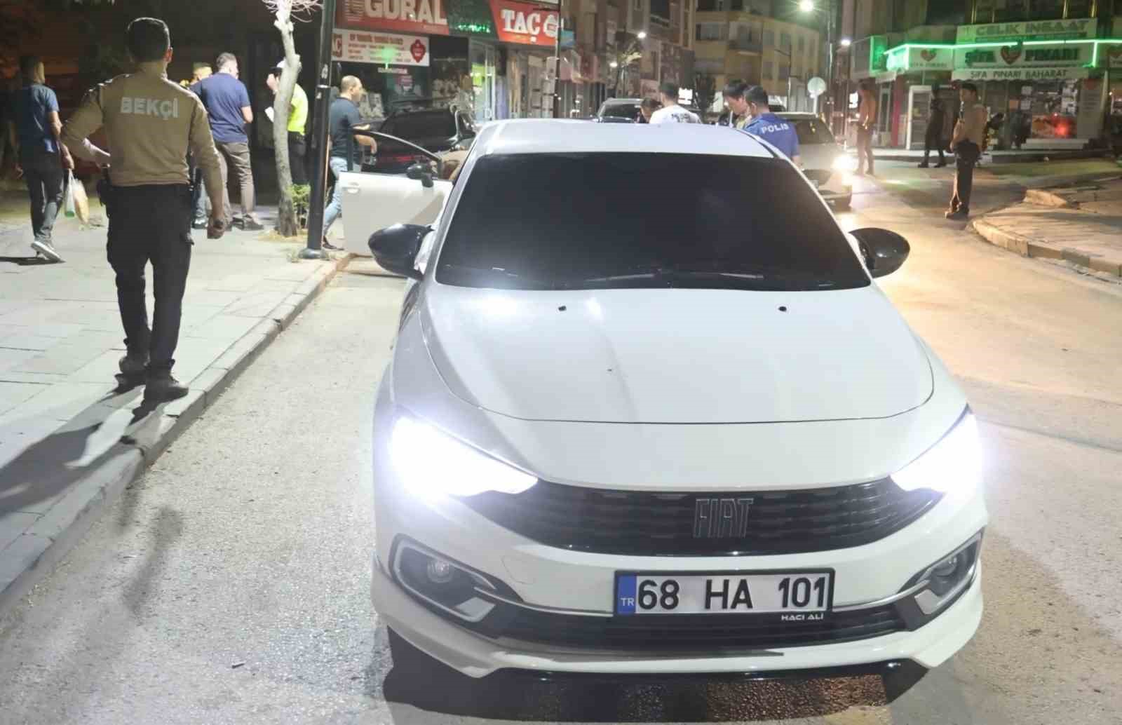 Polise polisi şikayet etti, basın mensuplarına “Kamerayı kapat” talimatı verdi
