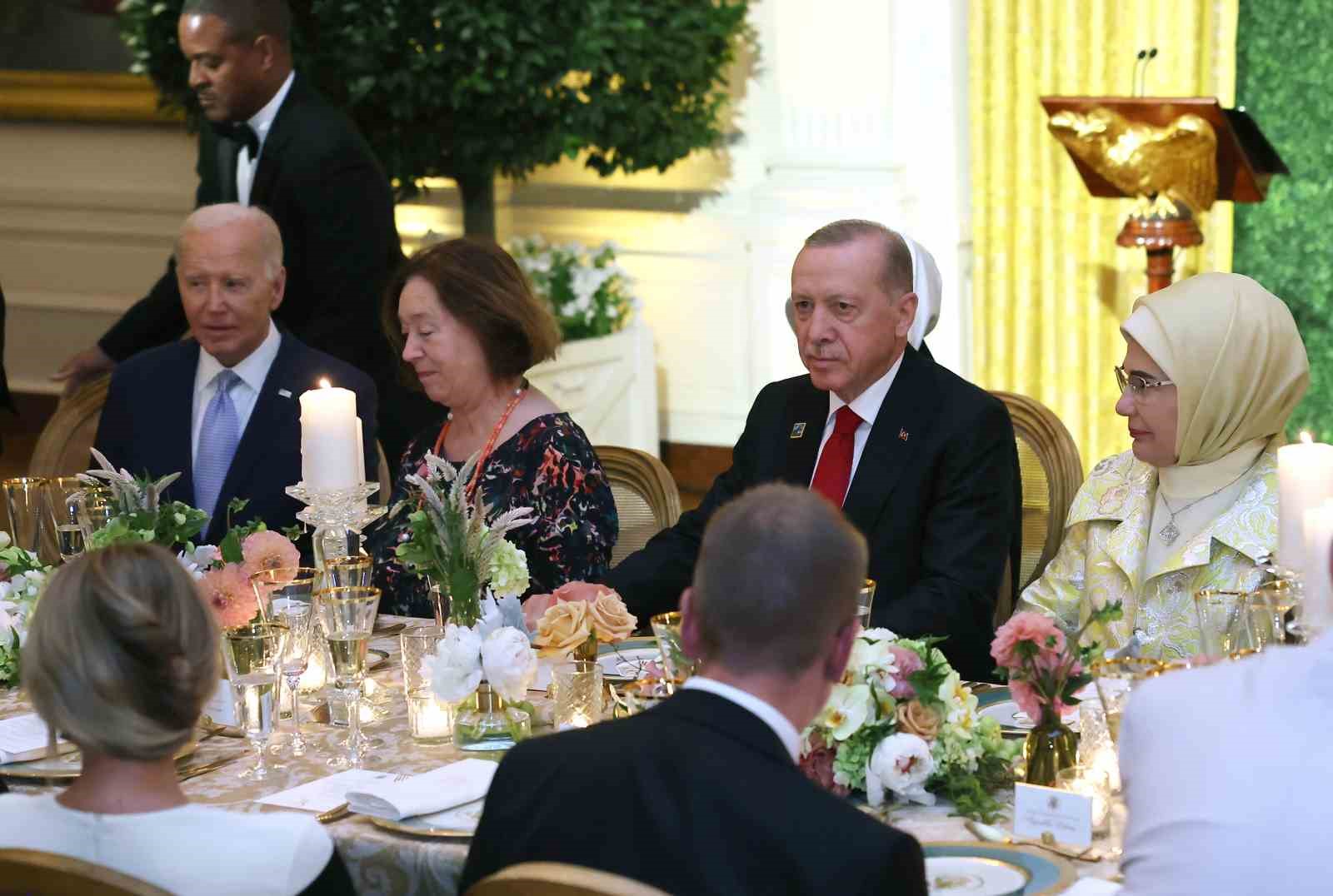 Cumhurbaşkanı Erdoğan, ABD Başkanı Joe Biden tarafından verilen akşam yemeğine katıldı
