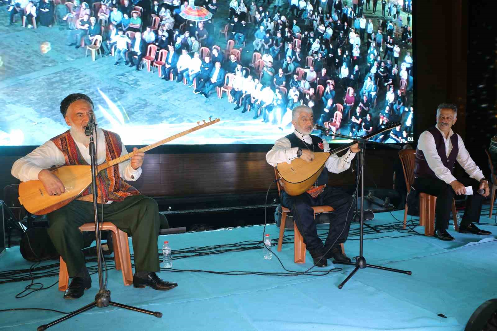 İğneli aşık geleneği asırlardır devam ediyor
