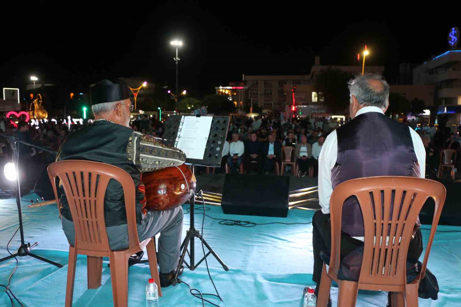 İğneli aşık geleneği asırlardır devam ediyor
