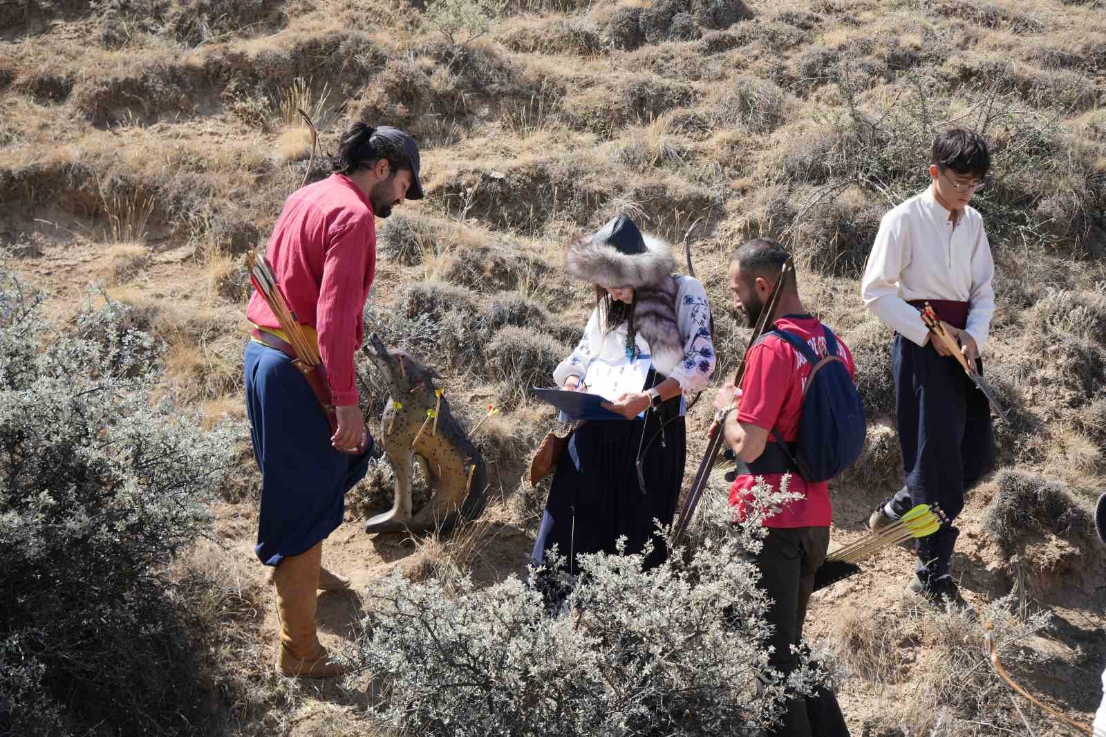 Niğde’de Geleneksel Parkur Okçuluğu Ömer Halis Demir Kahramanlık Kupası yapıldı
