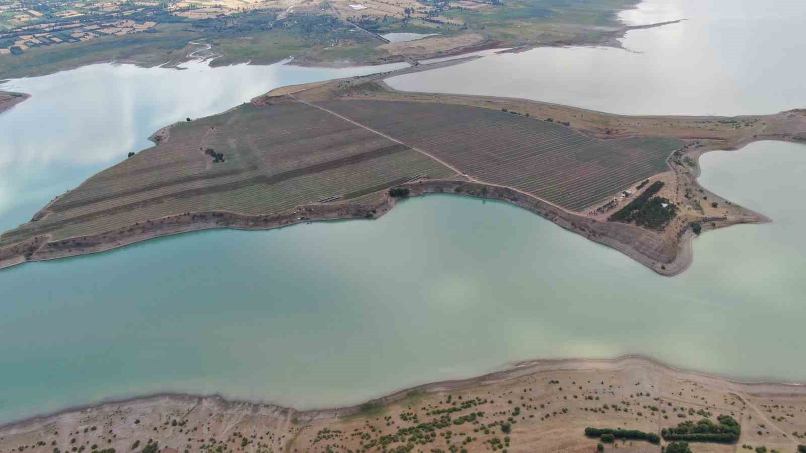 Denize kıyısı olmayan Sivas’ta Anadolu’nun en büyük adası satıldı
