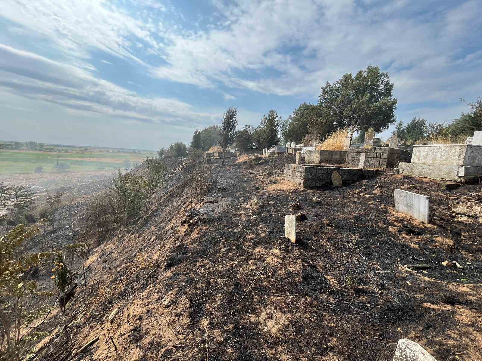 Babaeski’de çöplükte çıkan yangın söndürüldü
