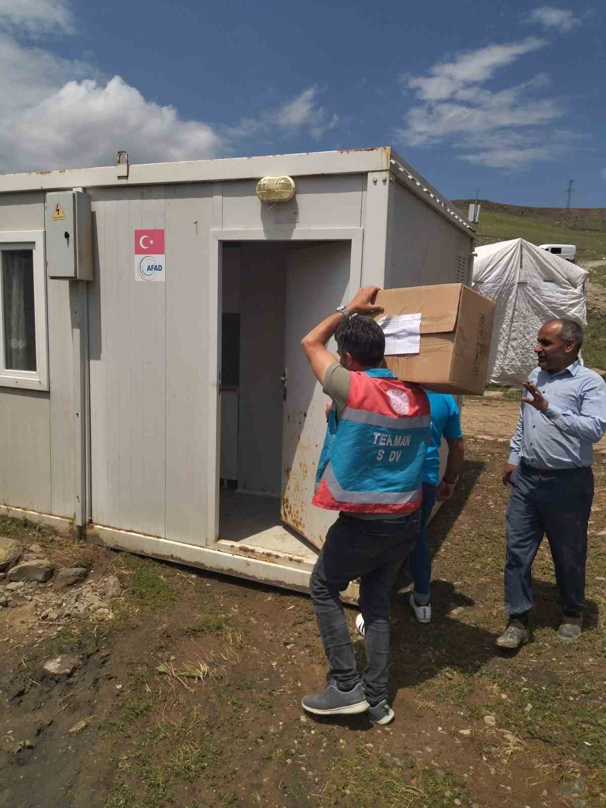 Devlet tüm kurumlarıyla sahada
