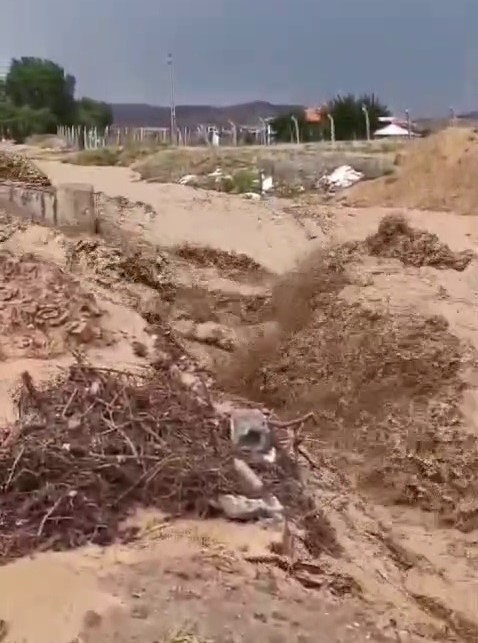 Sungurlu’da selin geliş anı böyle görüntülendi
