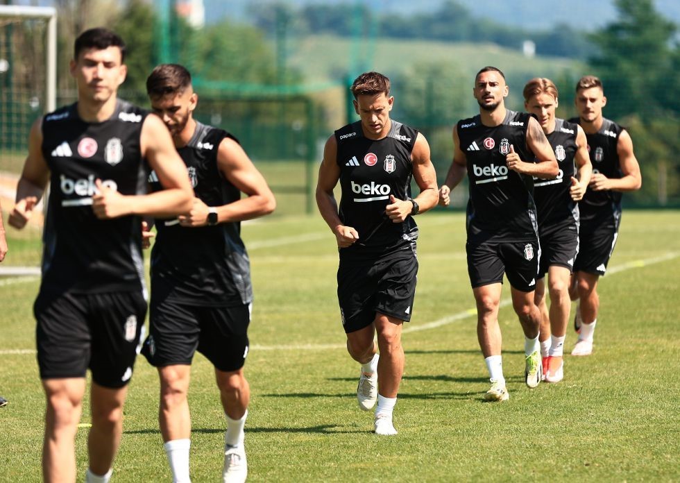 Beşiktaş, yeni sezon hazırlıklarına devam etti
