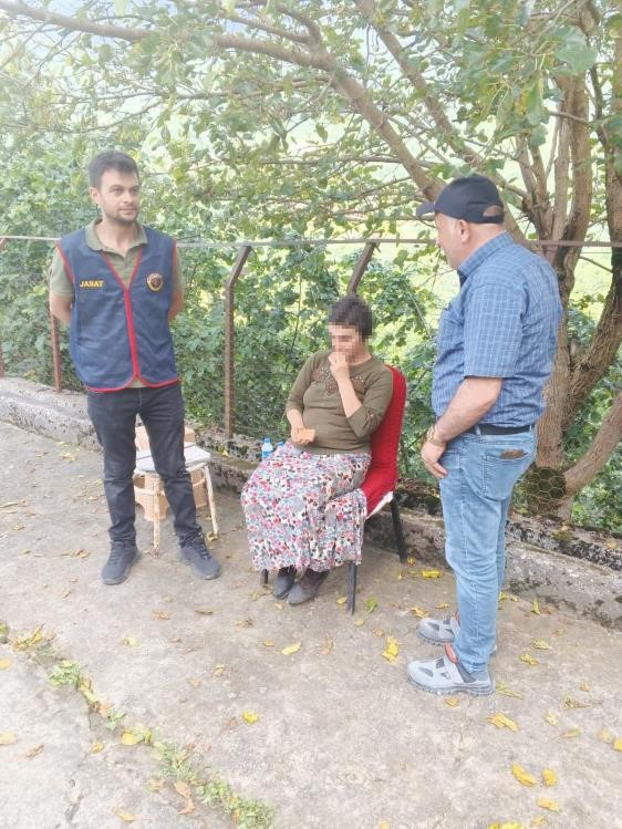 Zihinsel engelli kayıp kadın 20 saat sonra 2 kilometre mesafede bulundu
