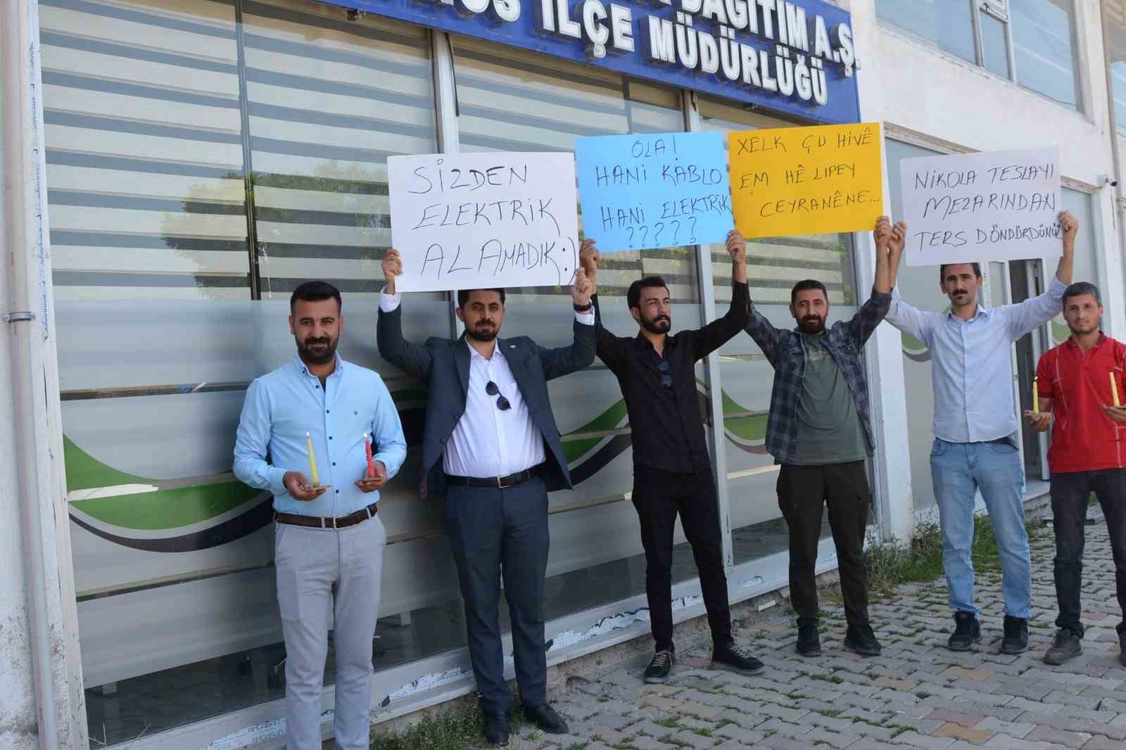 Aras EDAŞ’ı protesto ettiler
