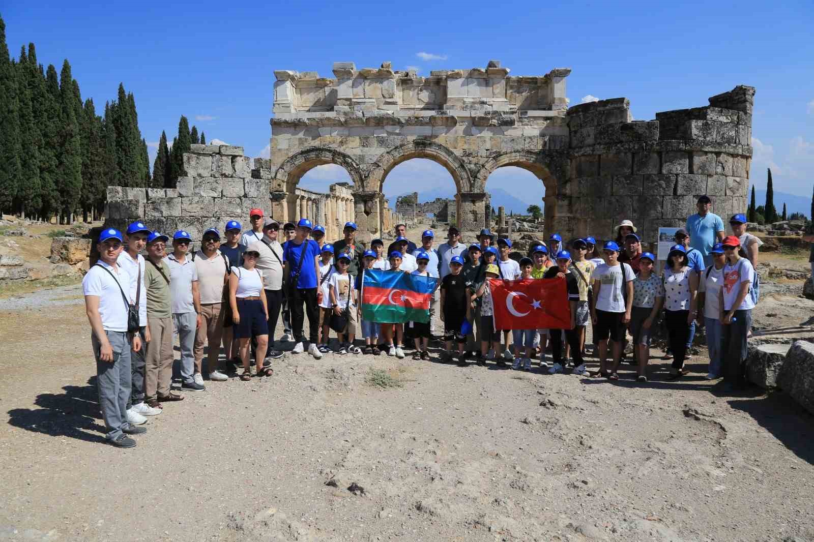 Kardeş ülke Azerbaycan heyeti Denizli’de incelemelerde bulundu
